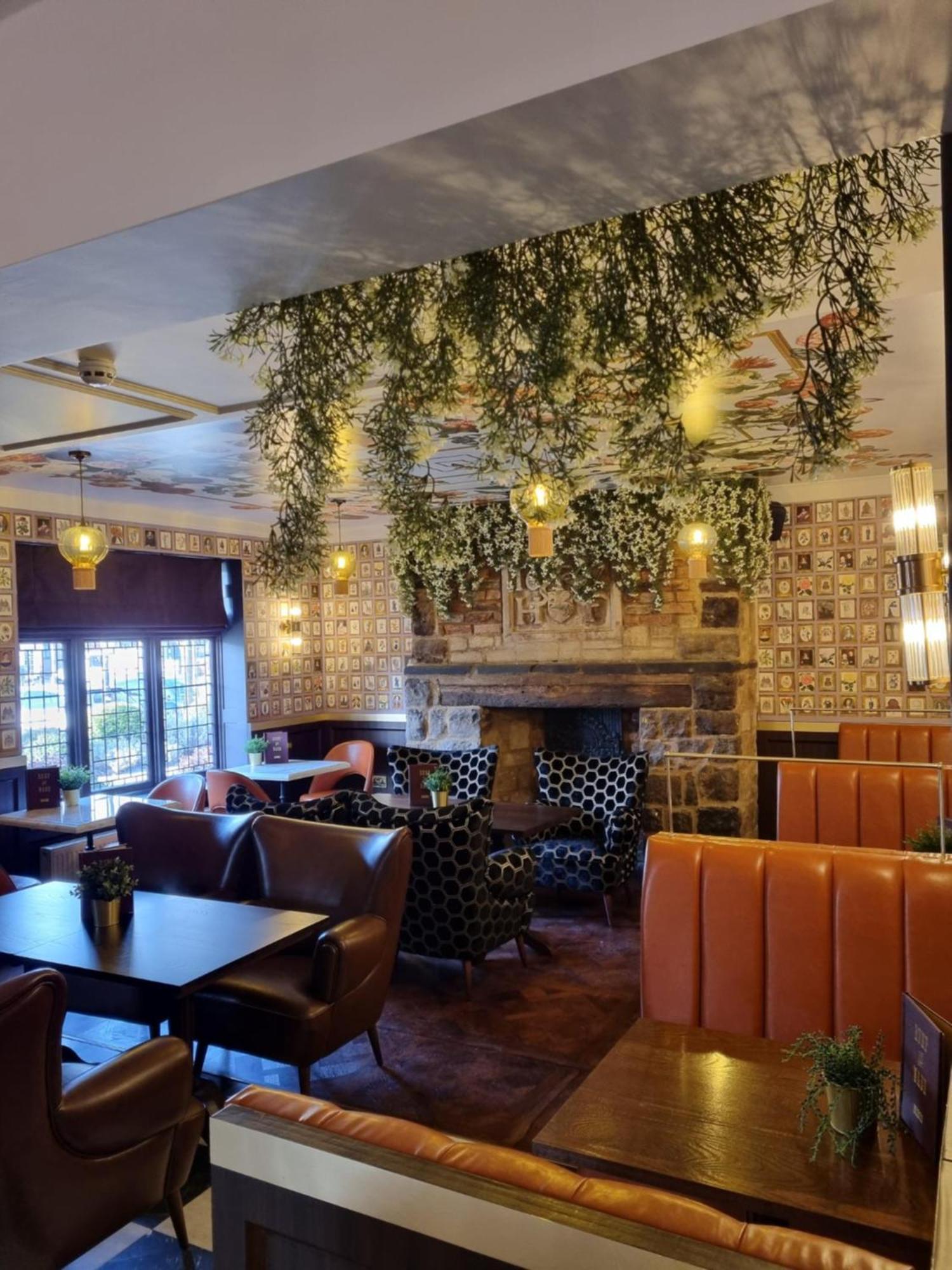 Cromwell Hotel